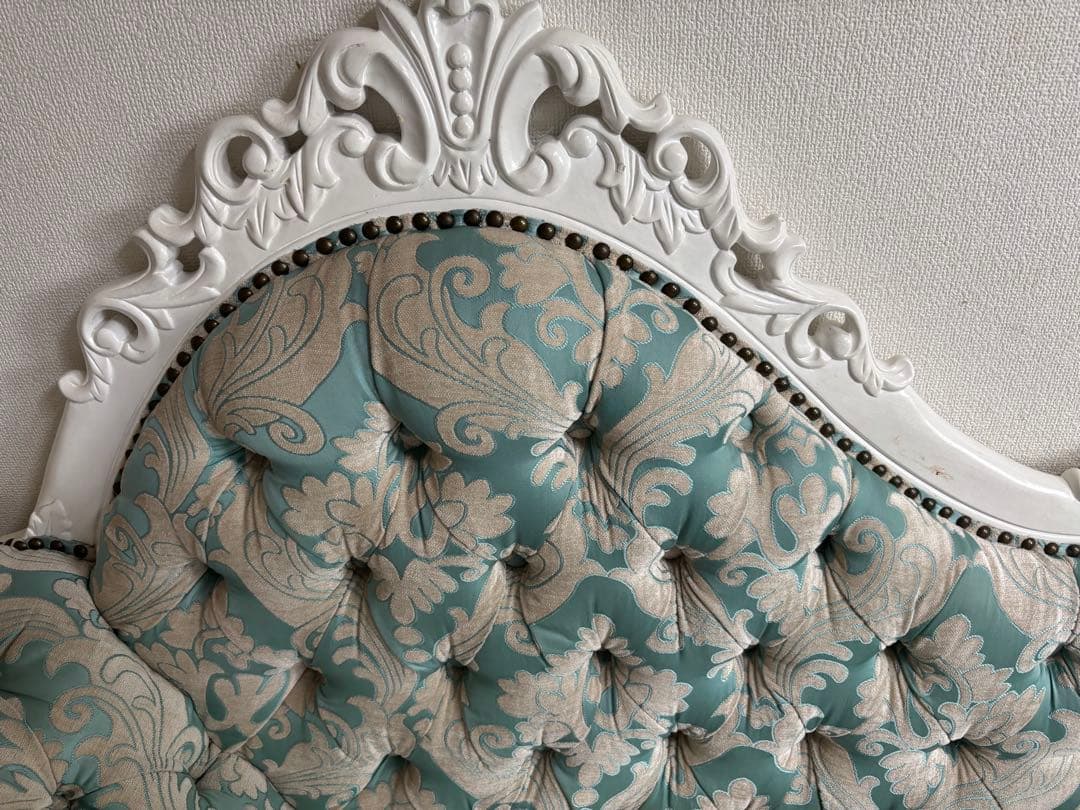 訳アリ【アンティーク調】ロイヤルなカウチソファ