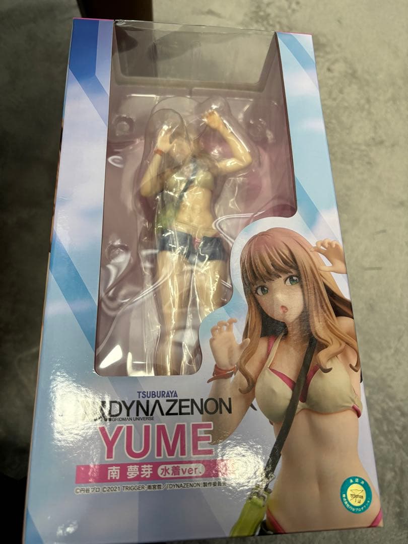ダイナゼノン 南夢芽 水着 フィギュア ユニクリ