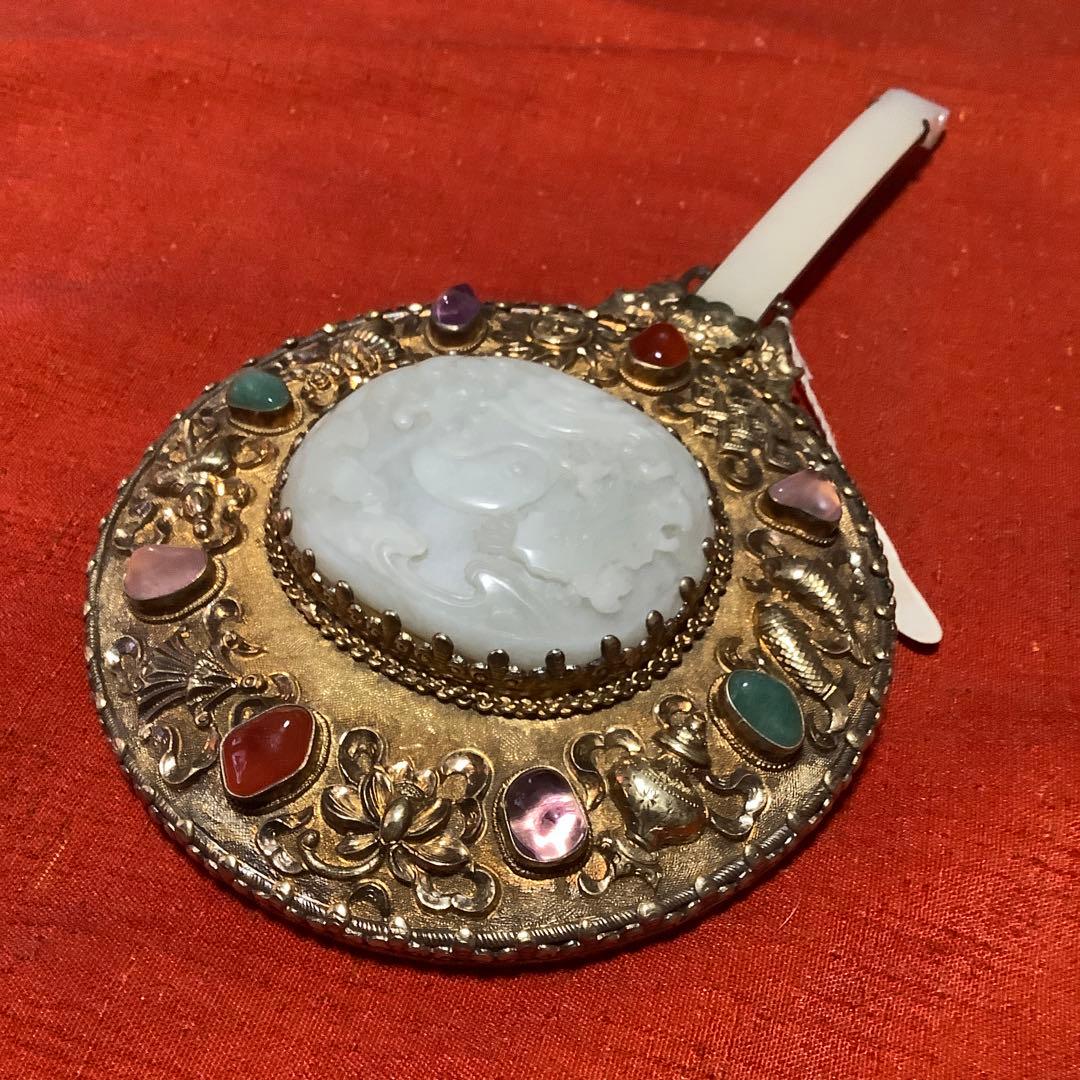 中国工芸品　翡翠彫刻の装飾手鏡(シルバー刻印)