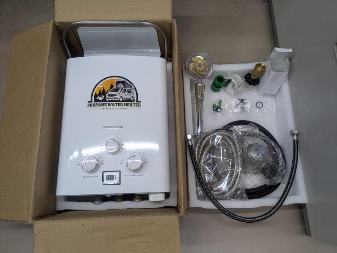 携帯用LPガス給湯器 7L タンクレス 湯沸器 1.85 GPM 熱湯ヒーター