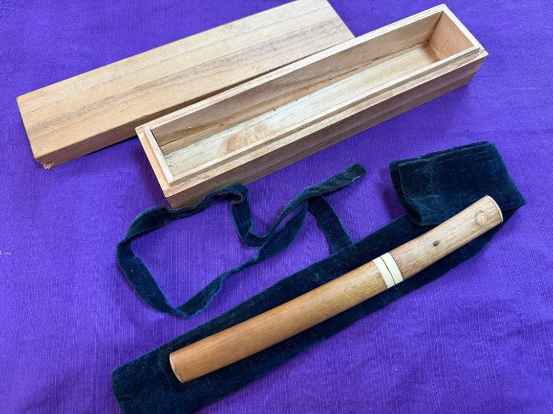 日本刀　合口小刀　短刀　極小（脇差刀装具鍔鐔拵目貫小柄縁頭笄馬針貫級刀白鞘刀剣侍