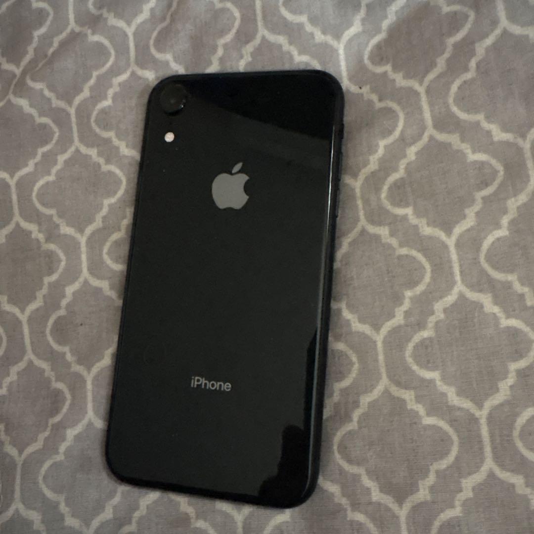 iPhone XR ブラック フリップケース付き