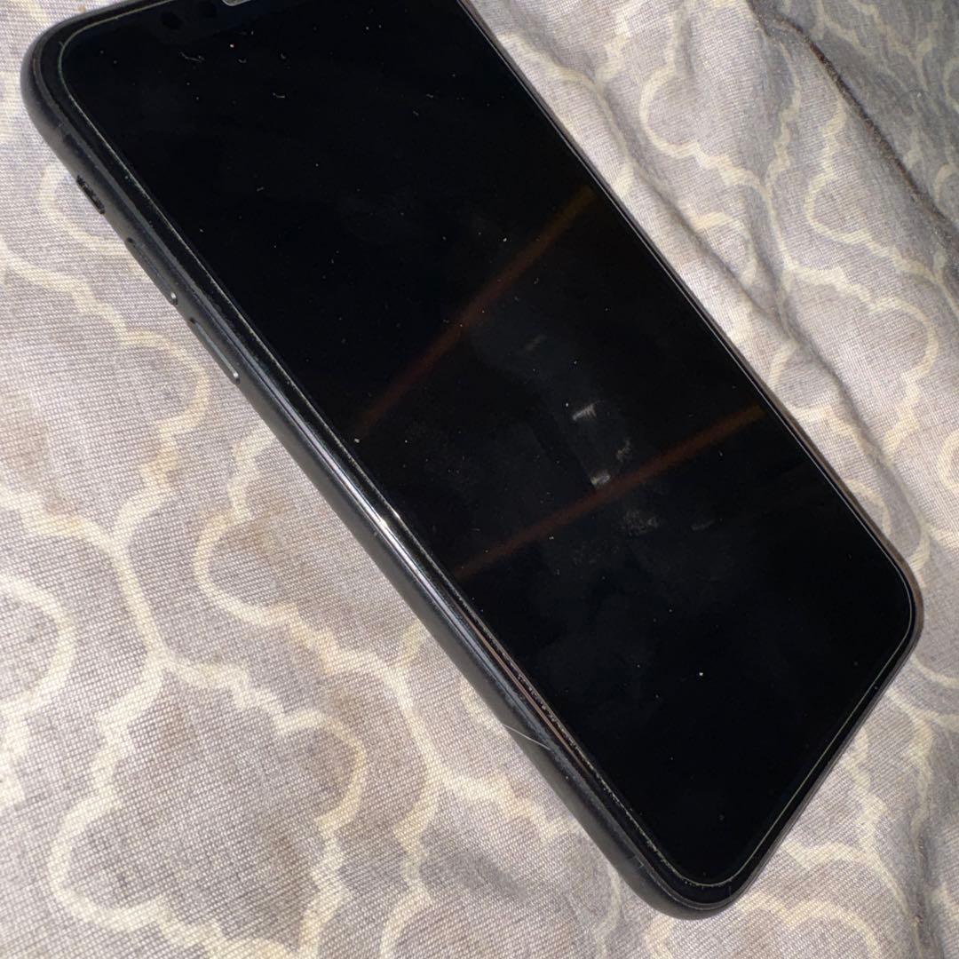 iPhone XR ブラック フリップケース付き