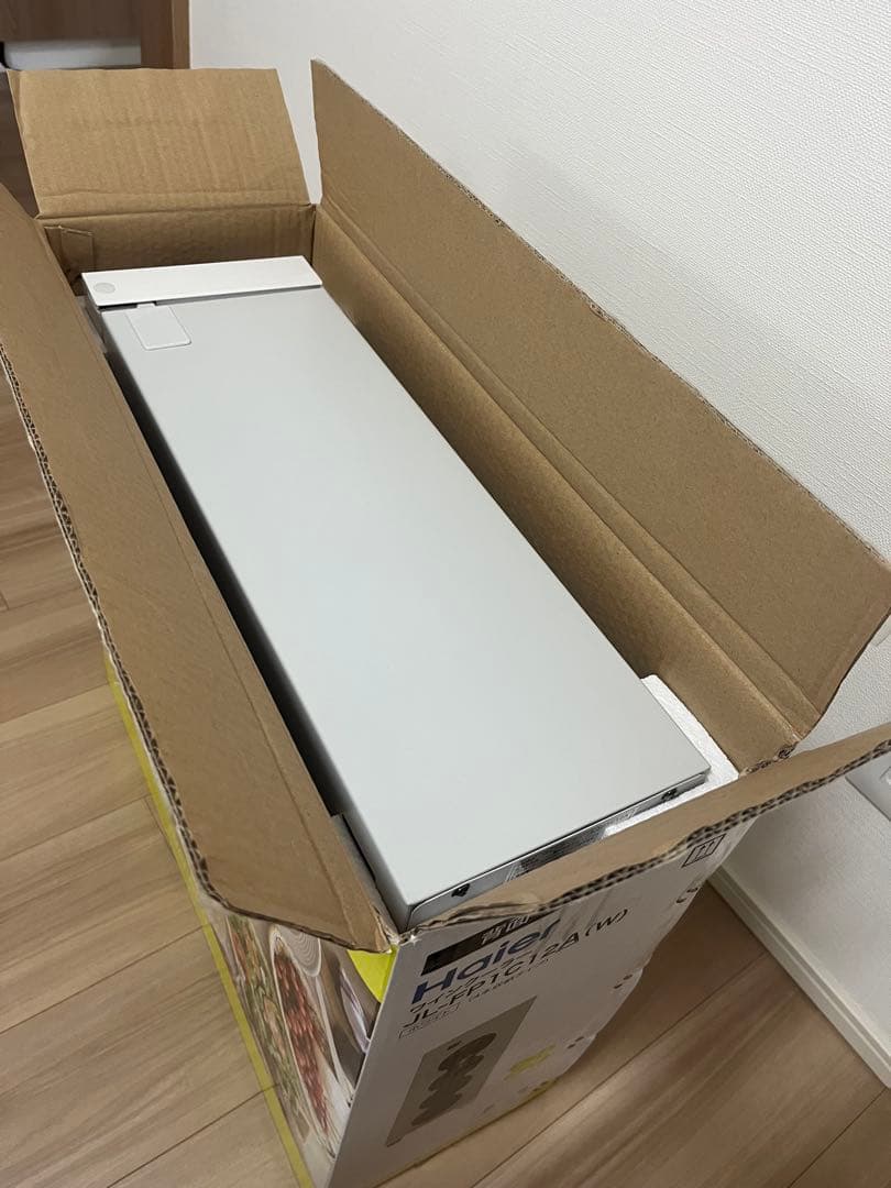 【新品未使用】ワインクーラー　ワインセラー　ハイアール　Haier