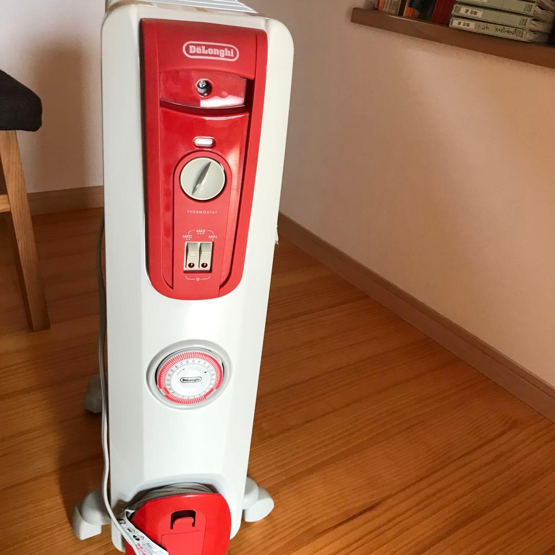 【美品】デロンギ　オイルヒーター　赤　レッド