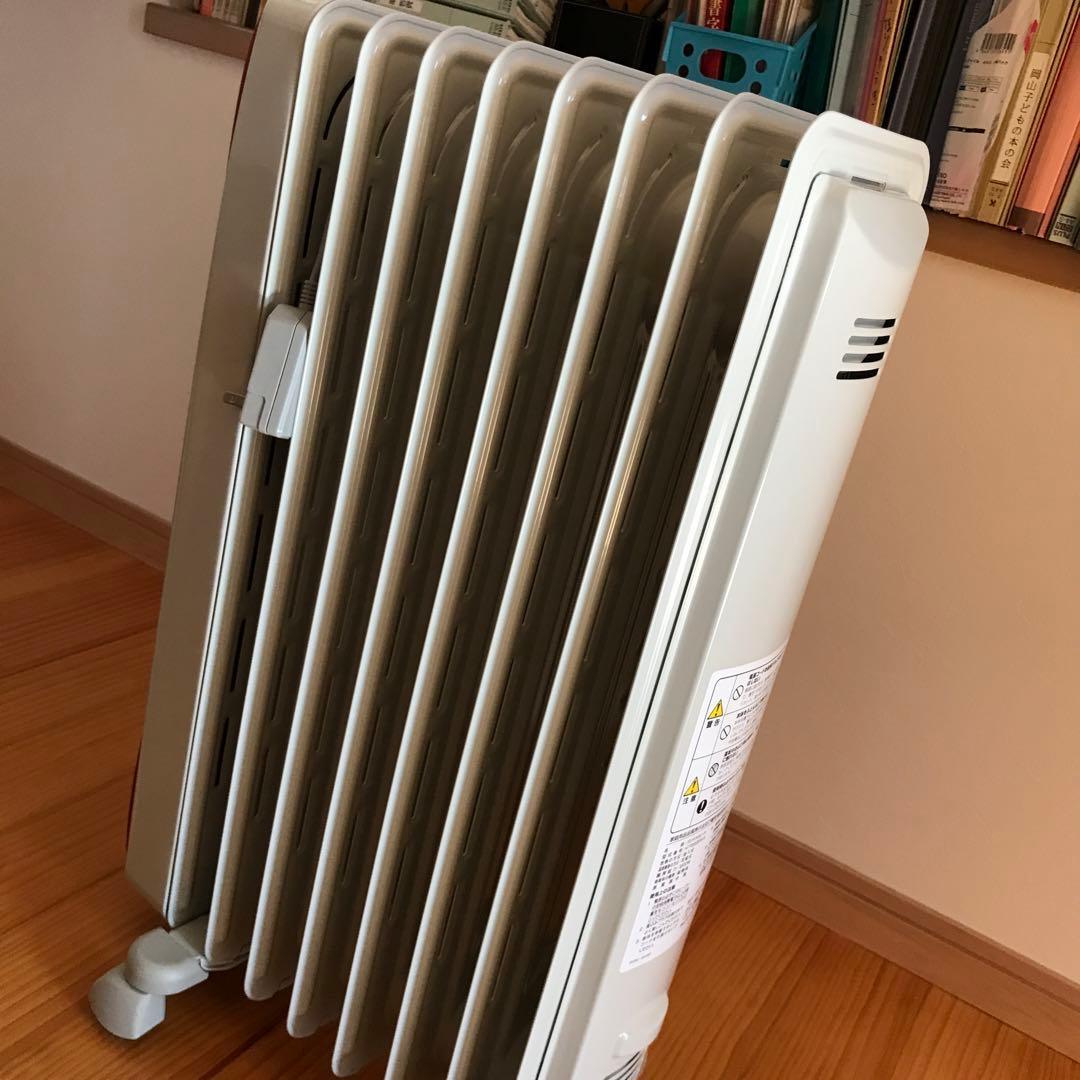 【美品】デロンギ　オイルヒーター　赤　レッド