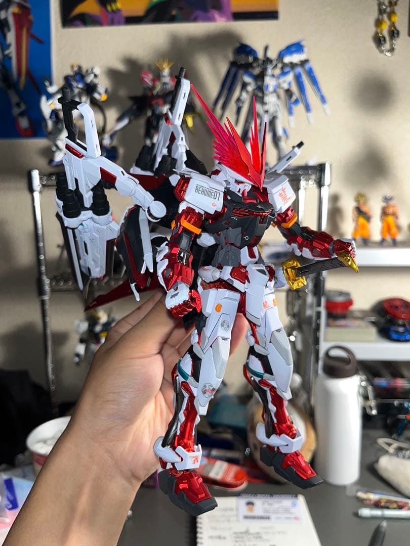 MG アストレイ レッドドラゴン 全塗装完成品