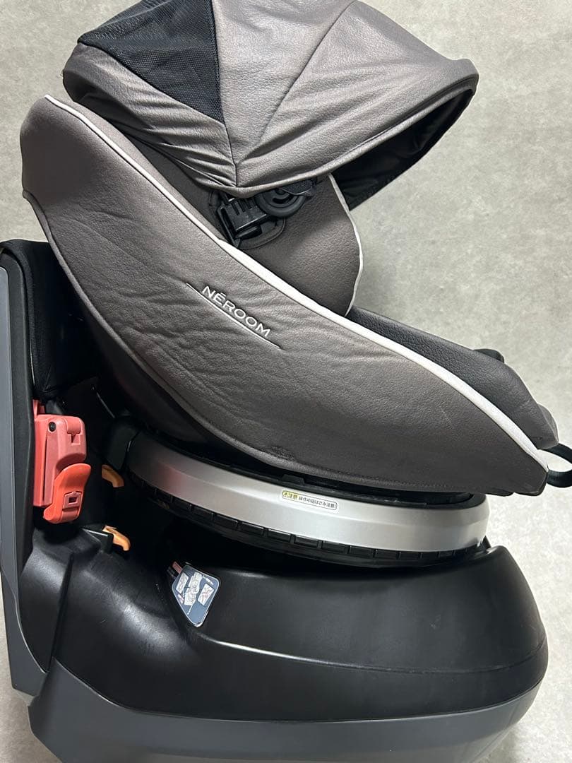 美品 Combi コンビ ネムルーン エッグショック NF-500 グレー