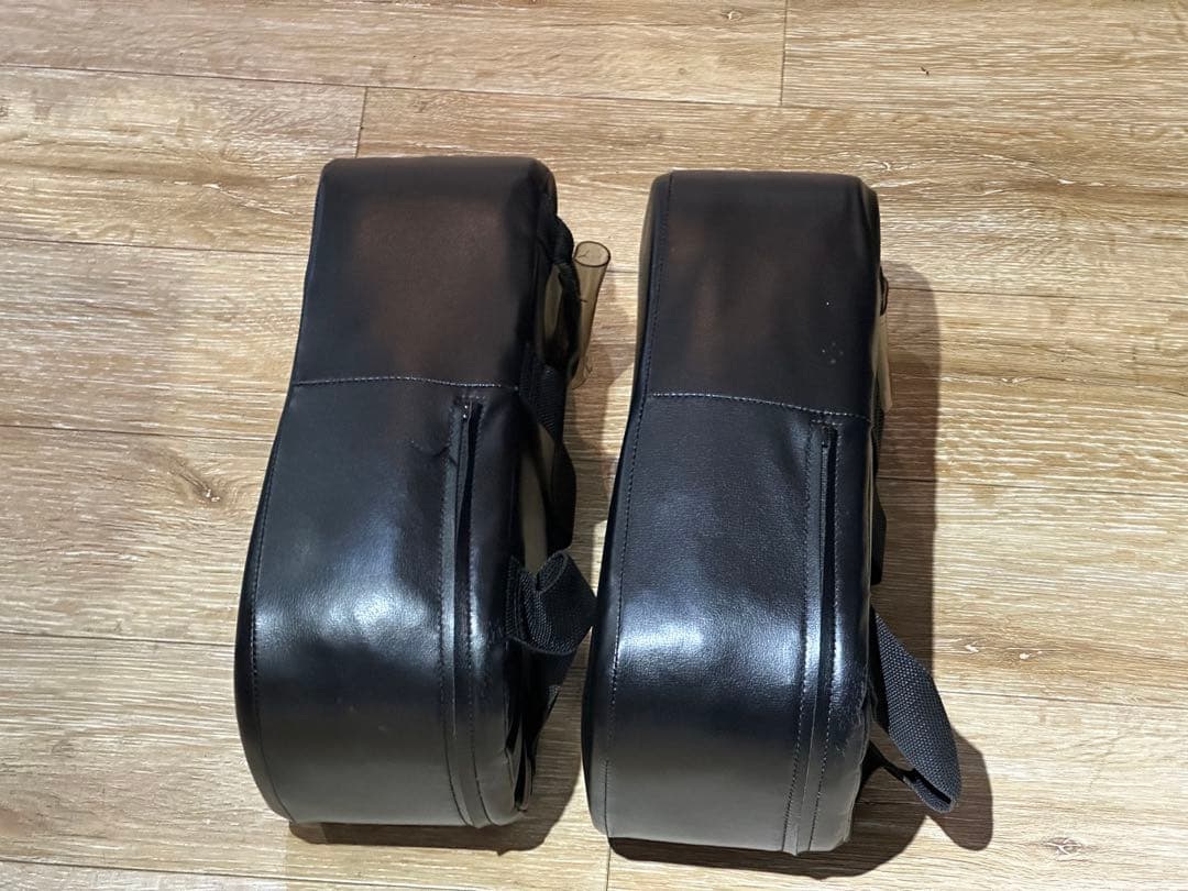 Winning キックミット 黒