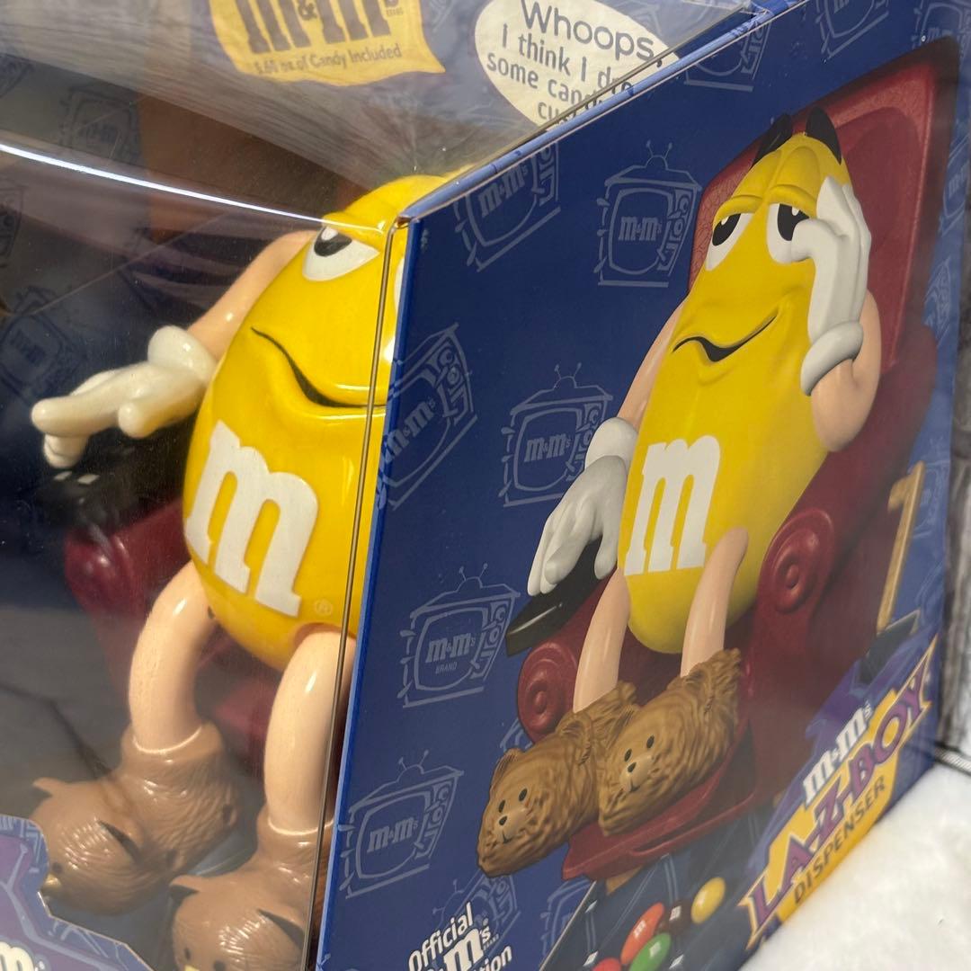m&m's ディスペンサー　イエロー　LA-Z-BOYソファーエムアンドエムズ