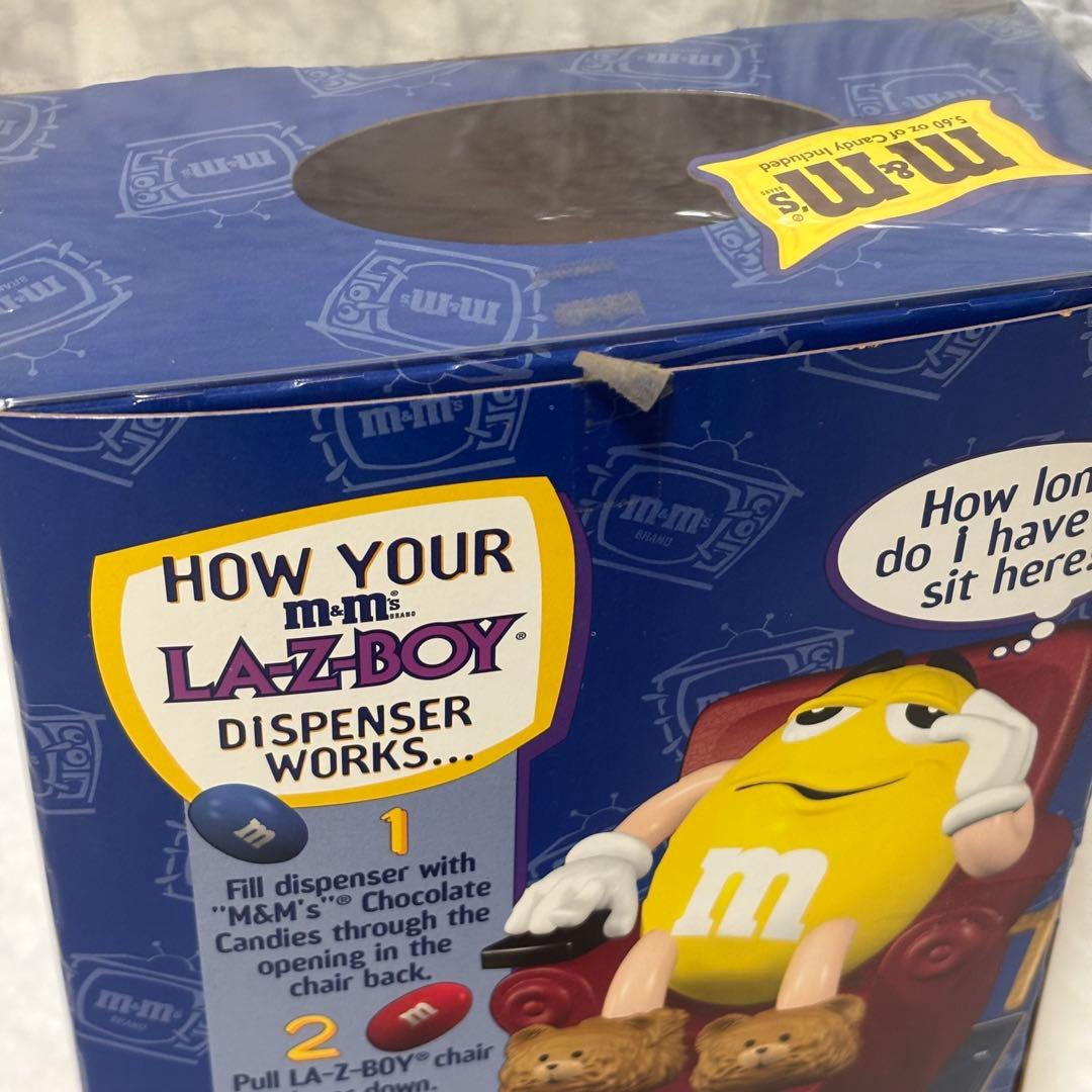m&m's ディスペンサー　イエロー　LA-Z-BOYソファーエムアンドエムズ