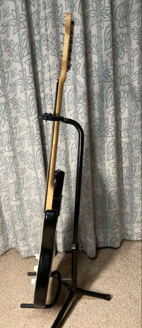 SX エレキギター サンバースト　スタンド付き　キズ有り ベルト付