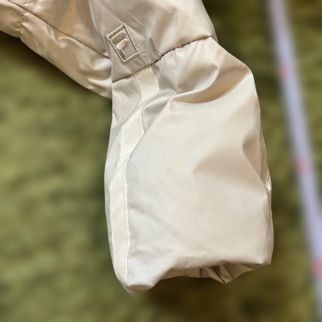 新品Ｌサイズ　フィラゴルフレディース撥水加工フード付き高級ダウンジャケット