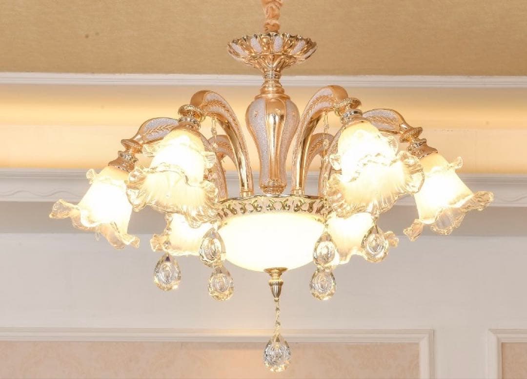 み*ん様 ゴールドクリアシャンデリア 6灯