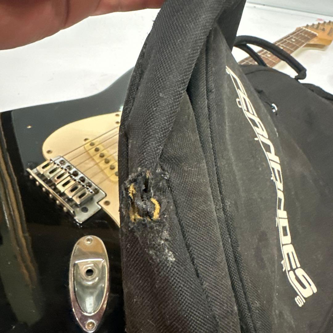 お値下げ‼️Fernandes guitarsエレキギターブラック