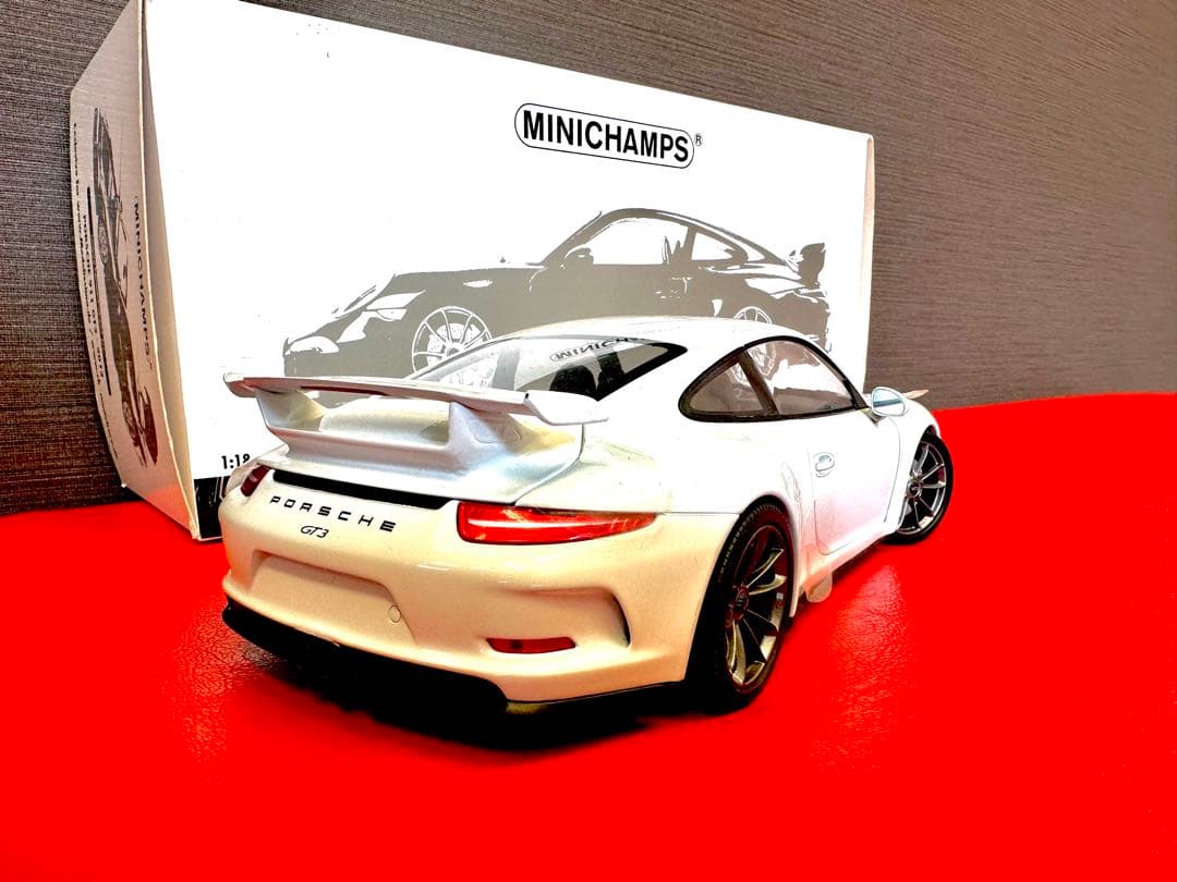 ☆MINICHAMPS Porsche 911 GT3 RS 1/18 ポルシェ