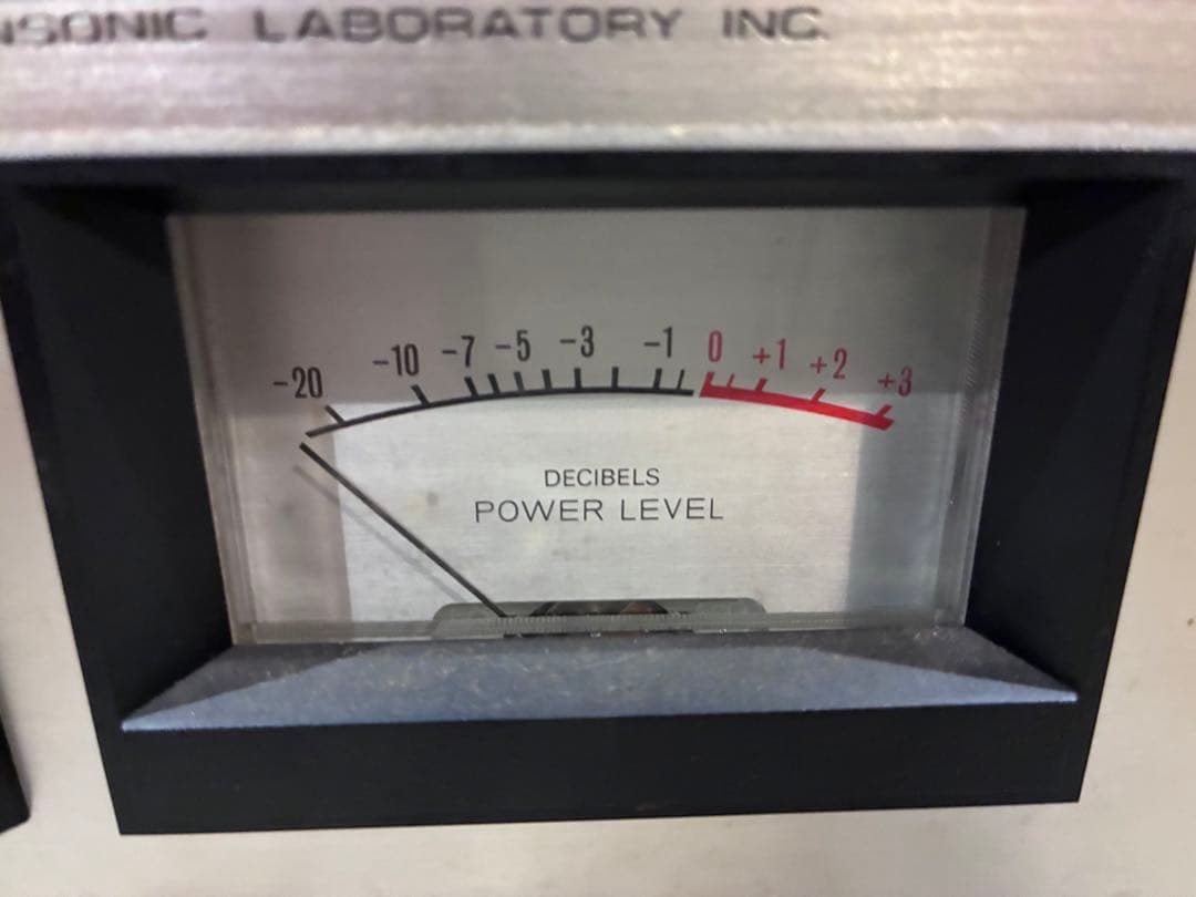 【値下げ中‼︎】【激レア‼︎】Accuphase E-202