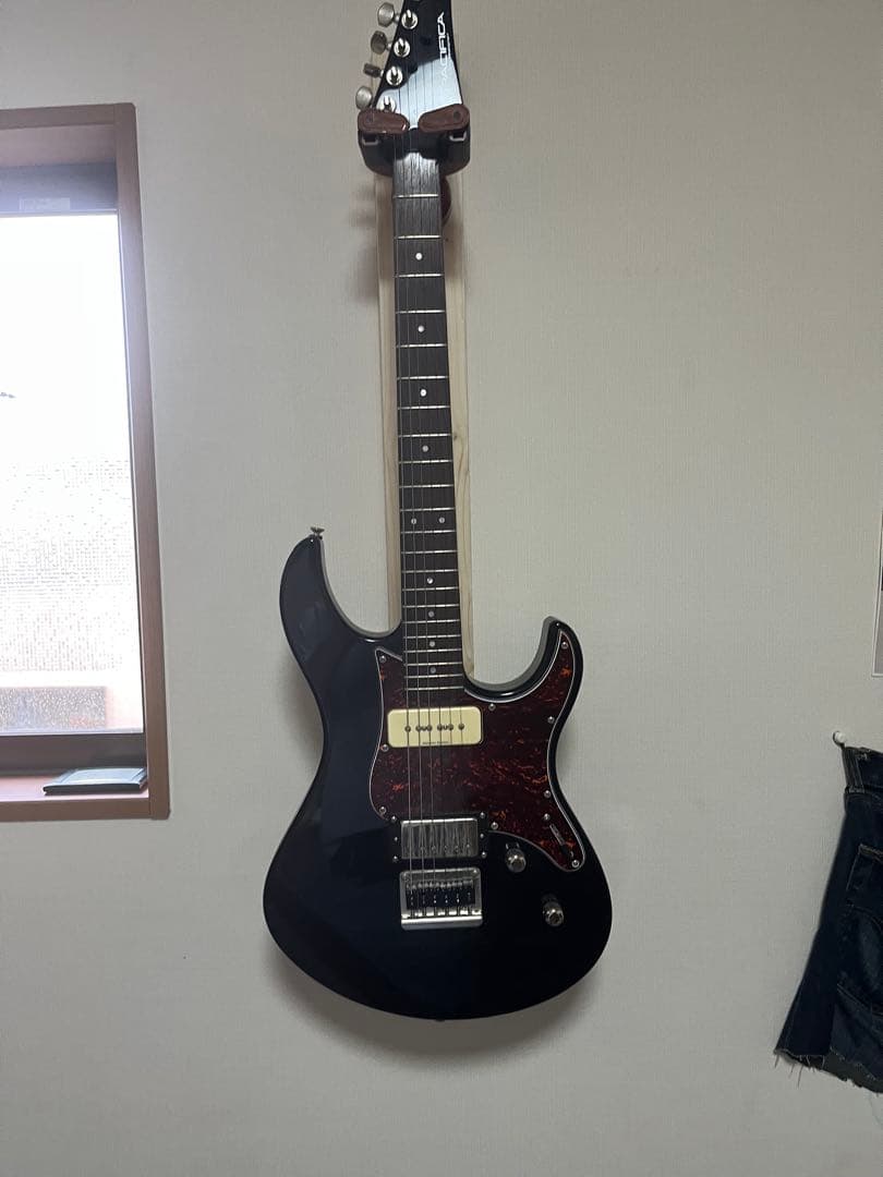 エレキギター YAMAHAパシフィカ611