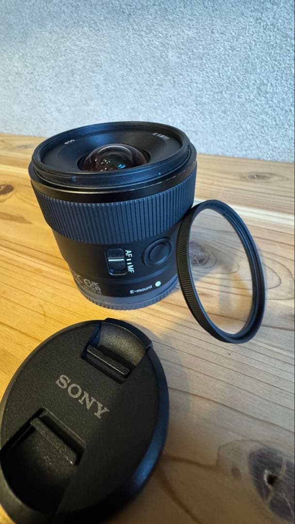 SONY 11mm F1.8 レンズ　SEL11F18