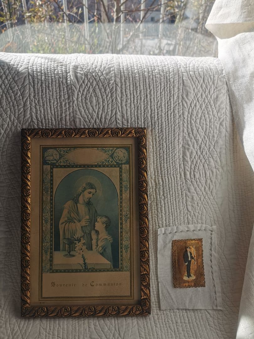 アンティークベルギー キリストと少年 初聖体 天使羊鳥透し絵 ローズ木彫フレーム