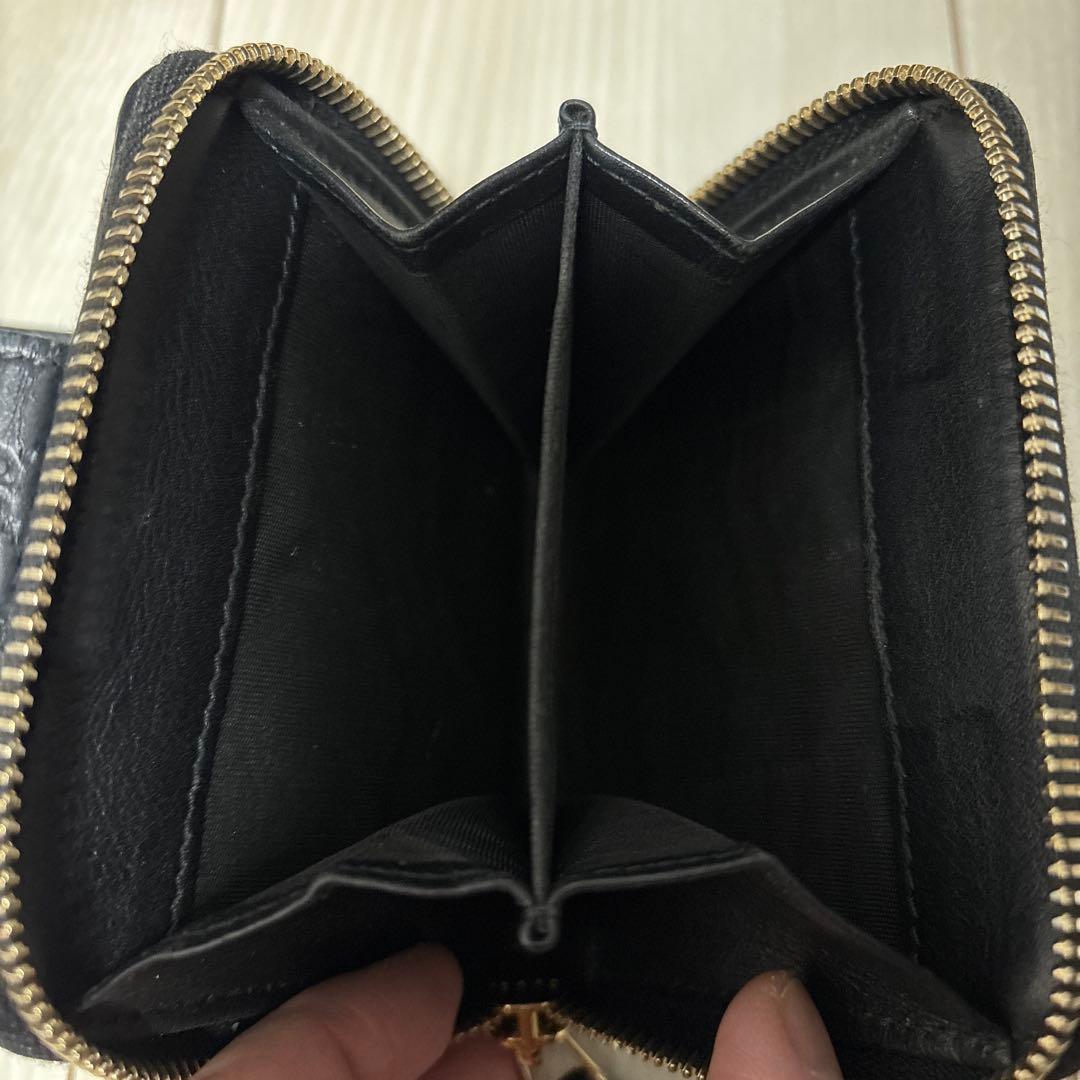 GUCCI ブラック レザー 二つ折り財布