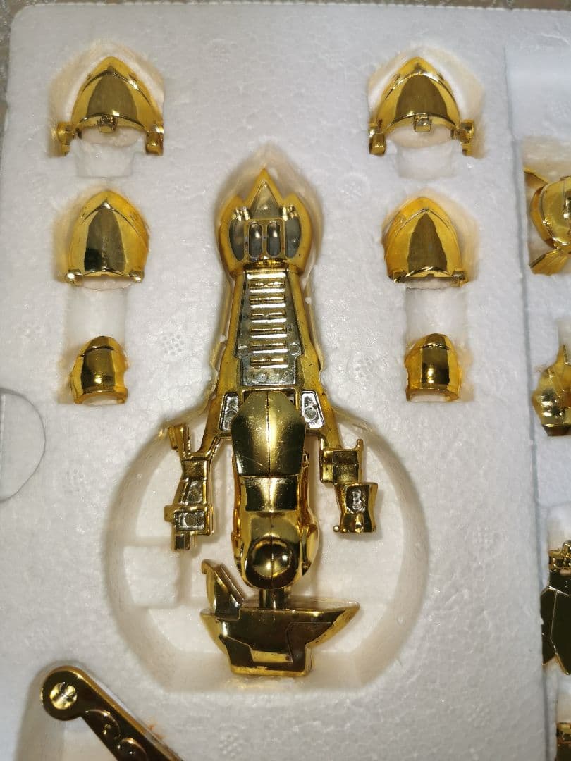 聖闘士星矢　ピスケスクロス　聖衣大系