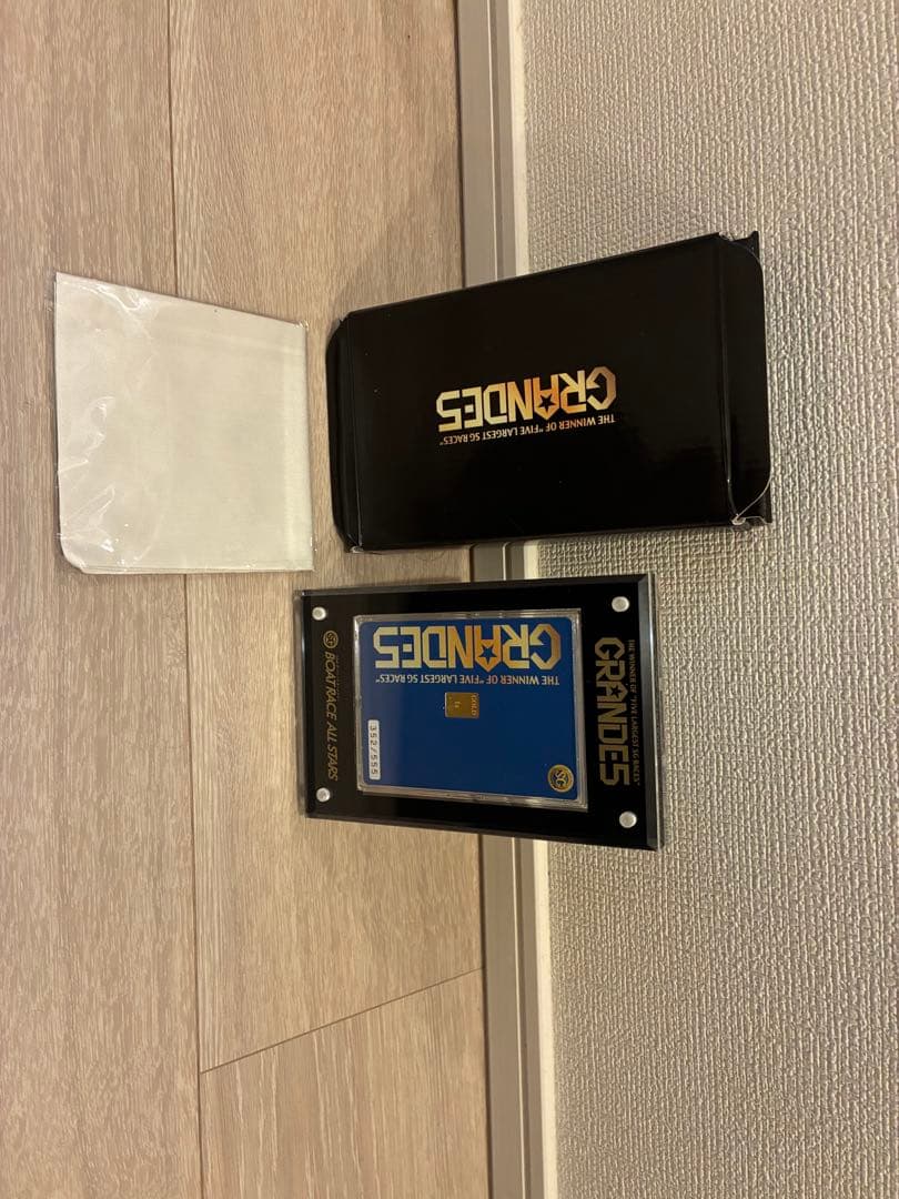 ボートレース　記念品　GRANDES コレクション 352/555 純金 1g