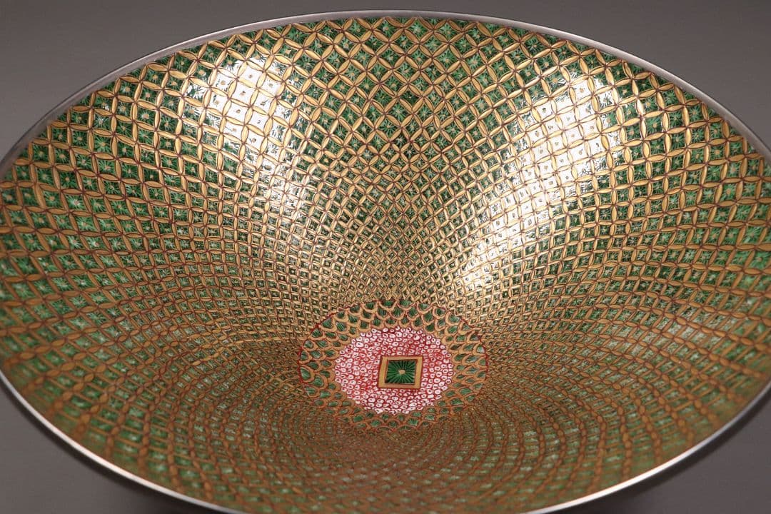 有田焼 龍右衛門 染錦金地紋 深鉢 幅40cm 小紋づくし 大鉢 MA203