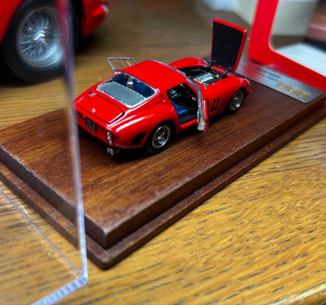 PGM 1/64 フェラーリ Ferrari 250 GTO フェラーリ 赤