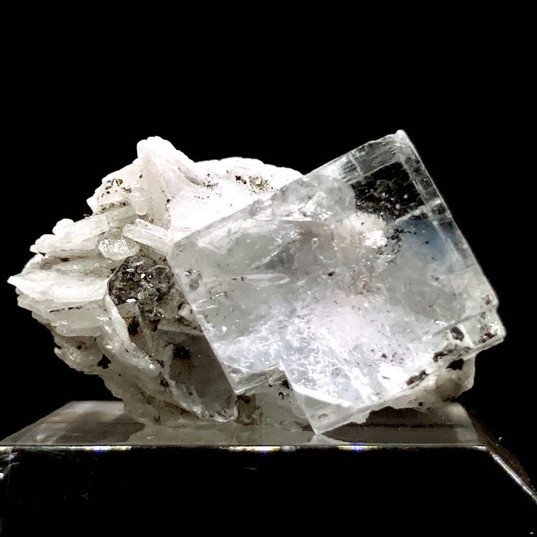 c*z様 『エミリオ鉱山』　フローライト　蛍石　原石　鉱物標本　天然石　303