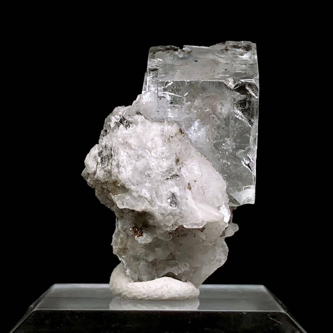 c*z様 『エミリオ鉱山』　フローライト　蛍石　原石　鉱物標本　天然石　303