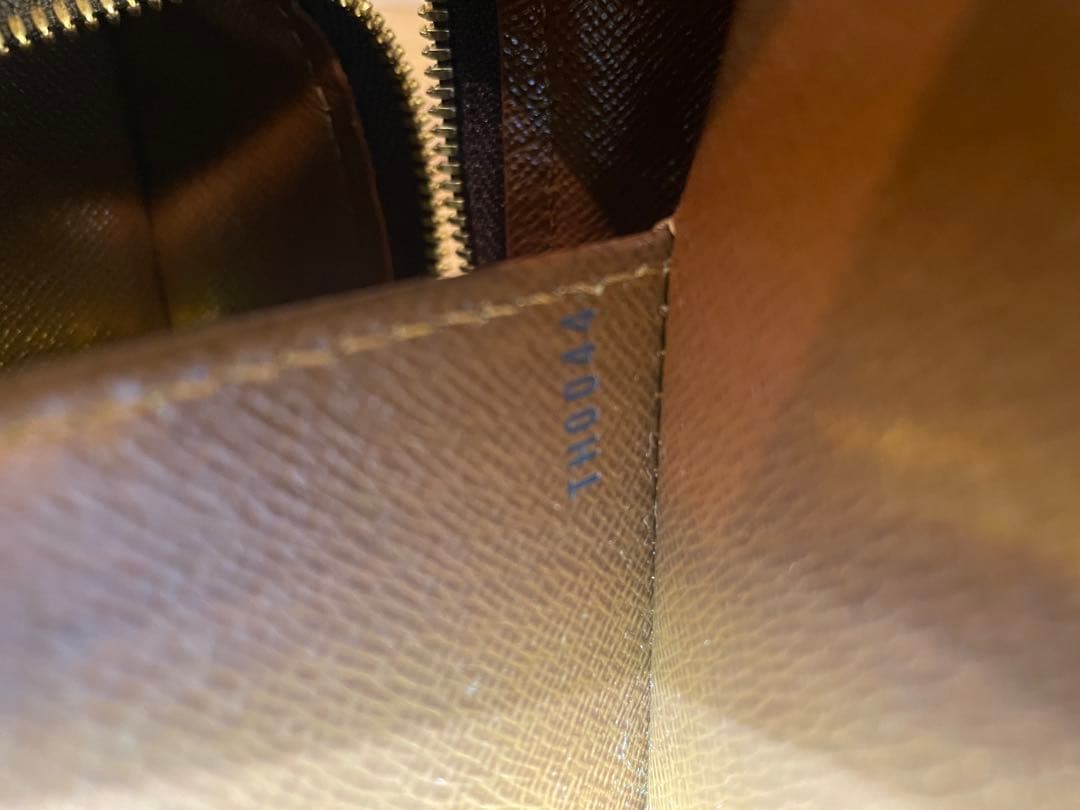 LOUIS VUITTON ルイヴィトン　シティＭＭ　極美品