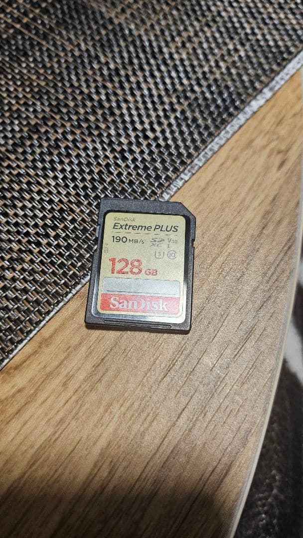 SONY ZV-1F blogカメラSD付き