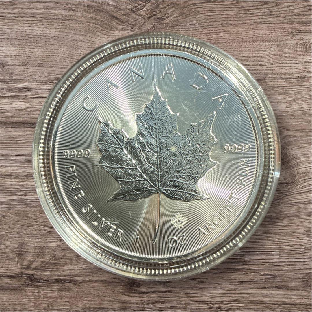 カナダ メープルリーフ1オンス 銀貨 5ドル 2022年