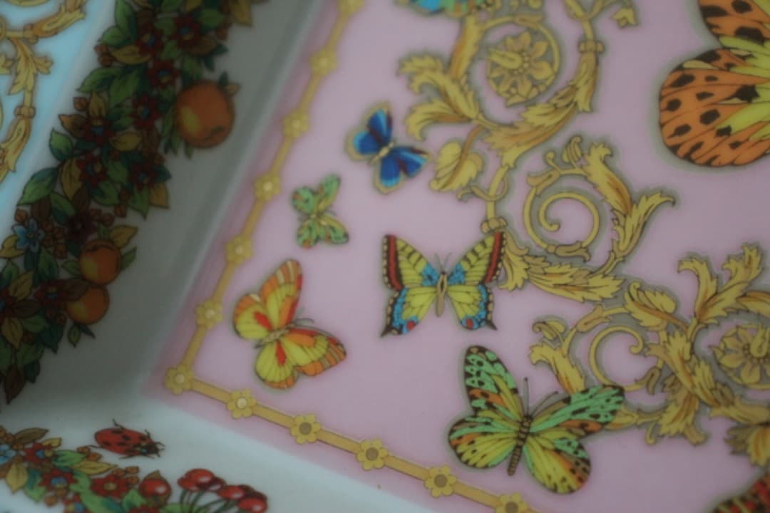 ローゼンタール×ヴェルサーチ　バタフライガーデン　スクエア　トレイ　飾皿