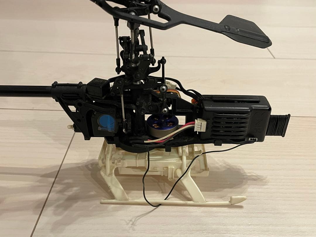 ☆ヒロボー　SRB SG ラジコンヘリコプター☆