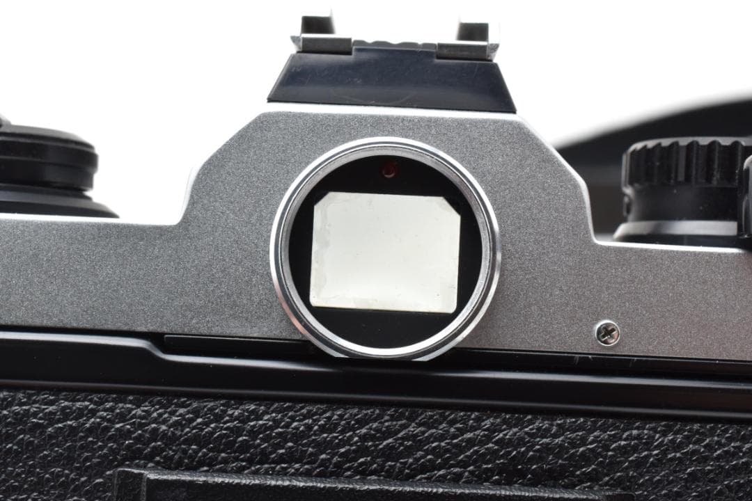 美品　NIKON ニコン NEW FM2 シルバー モルト新品交換済 M748