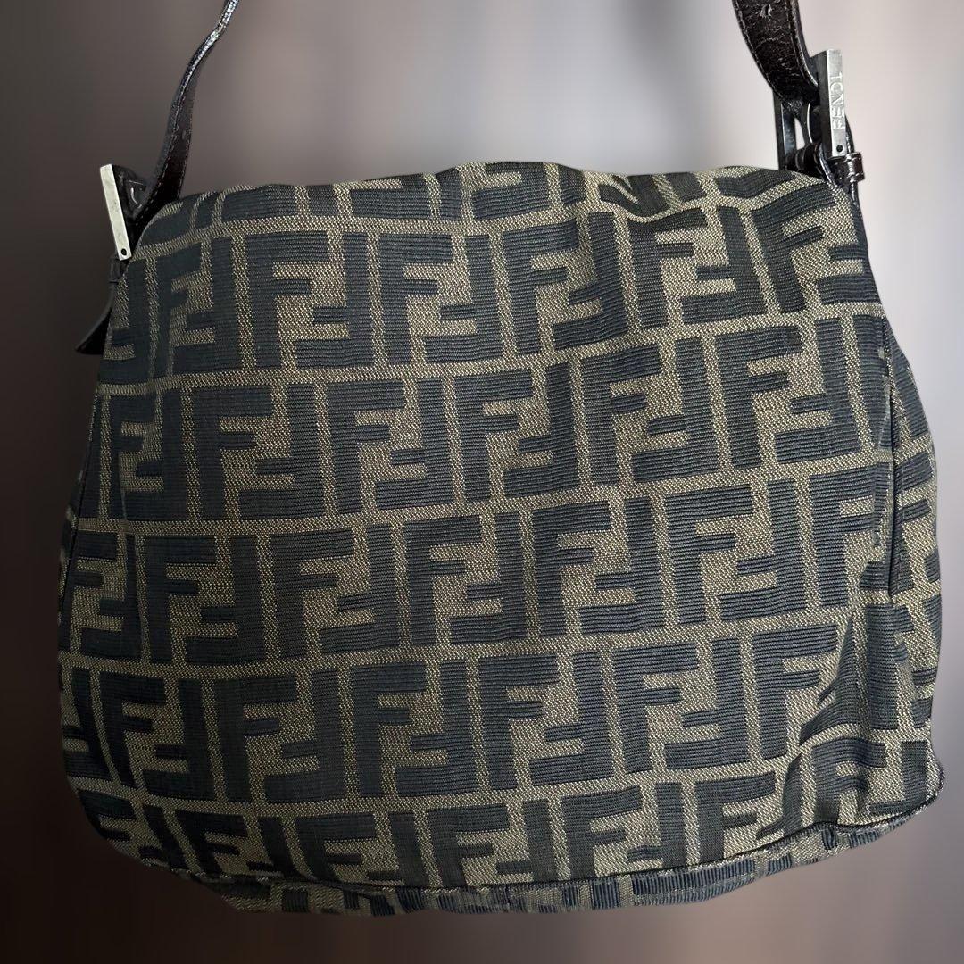 Fendi FFロゴプリント ショルダーバッグ　マンマ