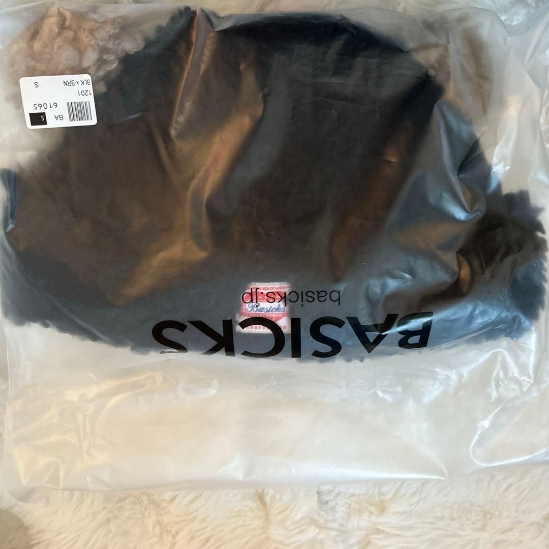 【新品タグ付き】BASICKS クマ耳ニット帽