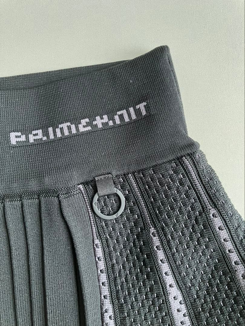 新品⛳️アディダスゴルフビッグロゴダンボールニット&プリーツスカート　L