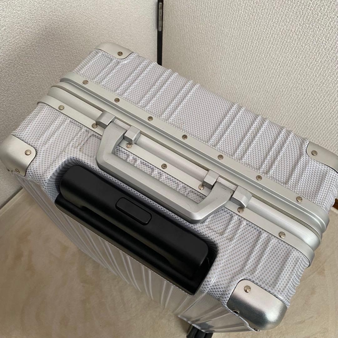 【美品】LOJEL キャリー　スーツケース　4輪