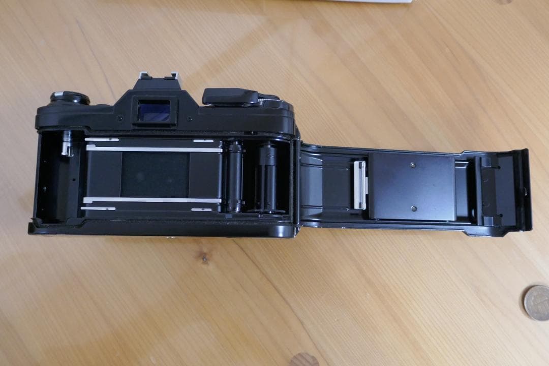 Canon AE-1 フィルム一眼レフカメラ