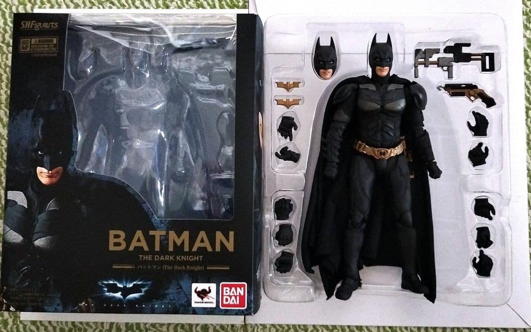 ダークナイト フィギュア SHフィギュアーツ バットマン