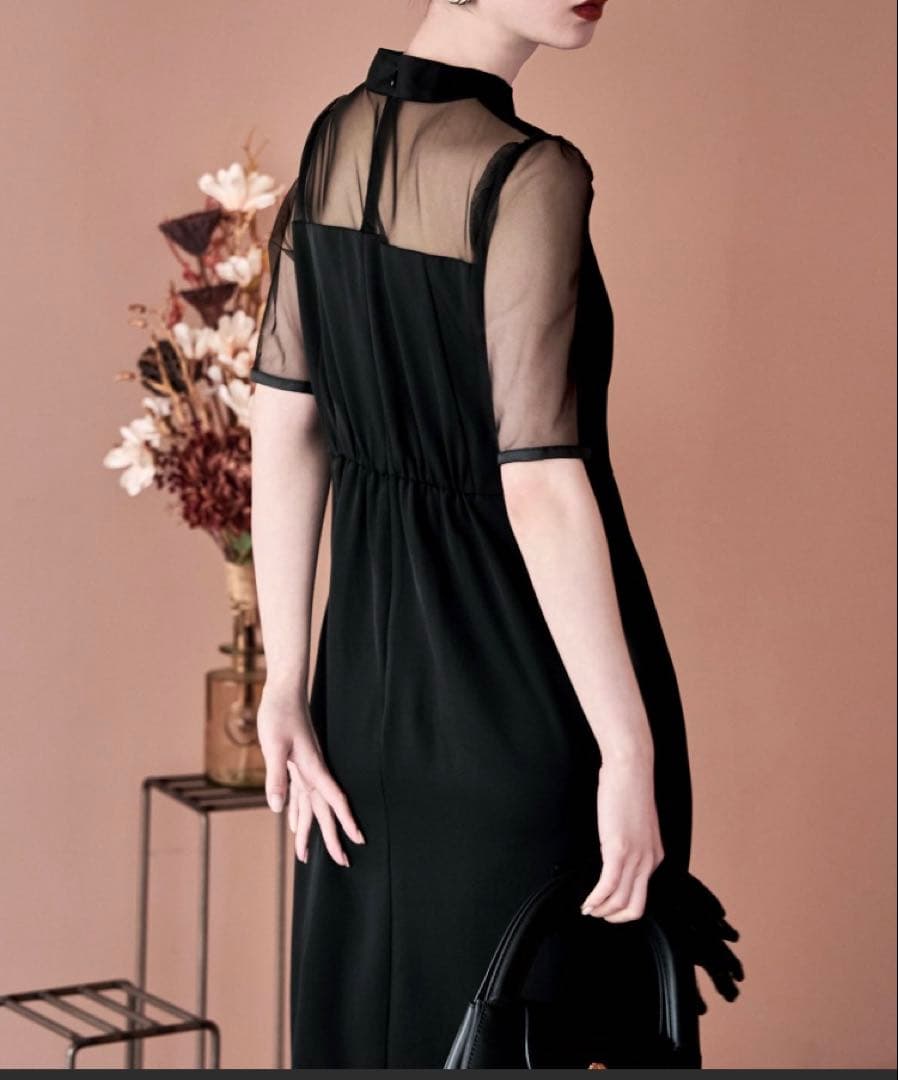 【美品】刺繍ペプラムビスチェ＆Iラインドレスセットアップ　ブラック