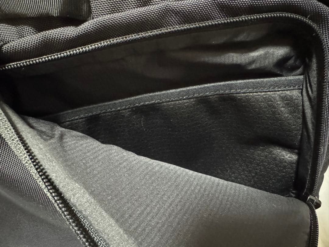 バッグ THE NORTH FACE Shuttle 3Way Daypack