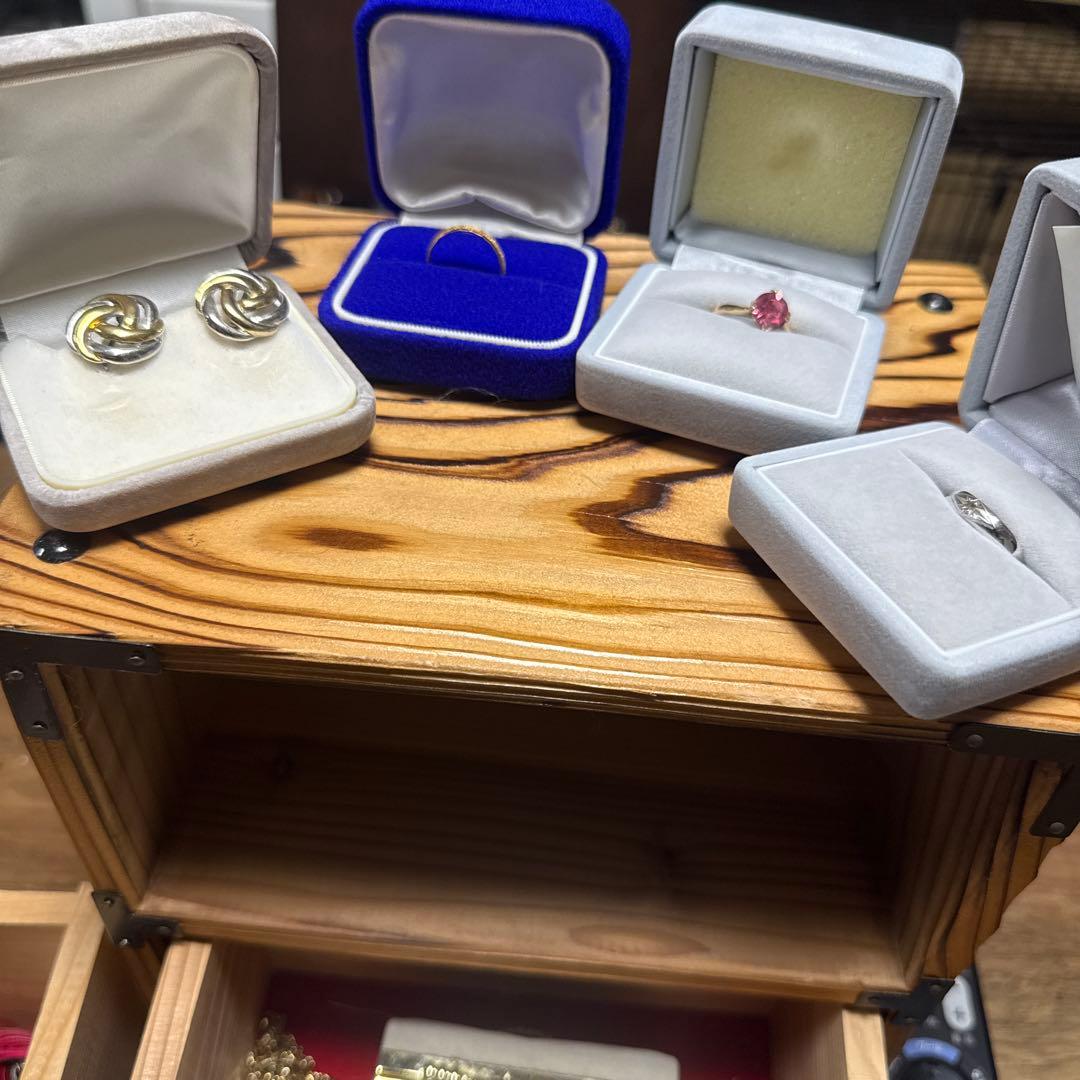 高齢者向けアクセサリー