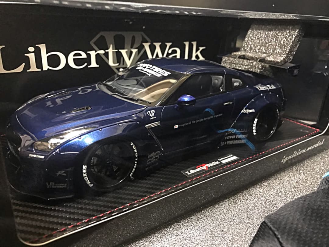イグニッションモデル 1/18 リバティーウォーク GTR メタリックブルー