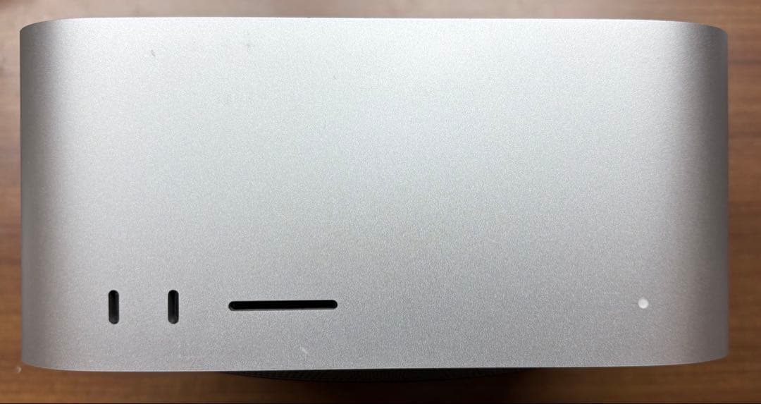 Mac studio 初期吊るしモデル（多分）