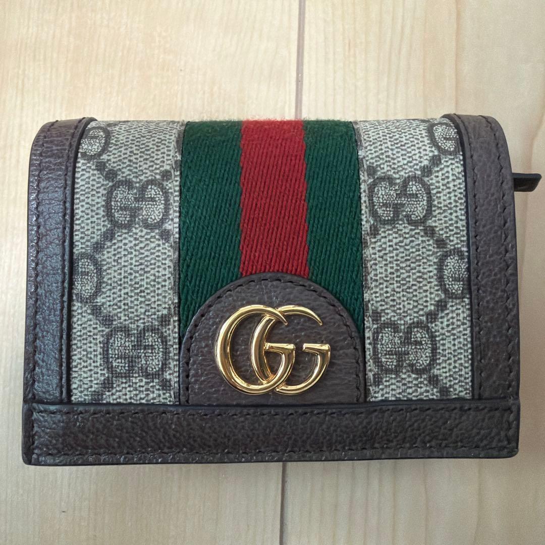 【美品】Gucci GGパターン 二つ折り財布