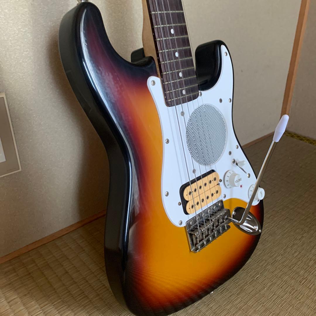 Fender ストラトキャスター　Champ アンプ内蔵　ギター サンバースト
